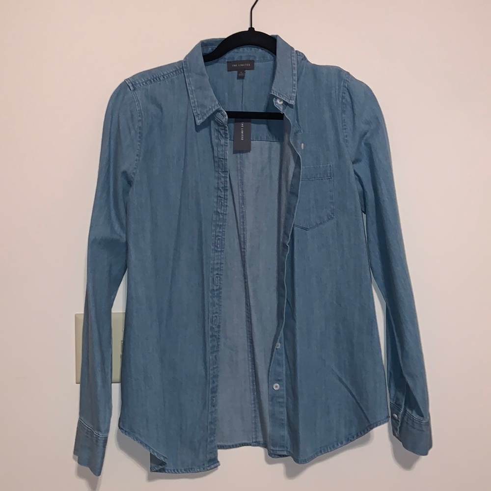 NWT! The Limited Denim Button Down Shirt. Medium.